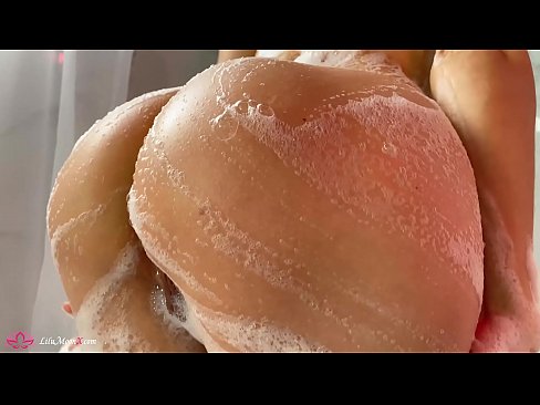 ❤️ Bruneta își masturbează păsărica cu un vibrator până la orgasm intens în duș ❌ at ro.xxxner.ru ❌
